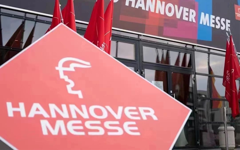 Tổng lãnh sự Trung Quốc, đại diện thương mại Sơn Đông kiểm tra triển lãm Hamburg